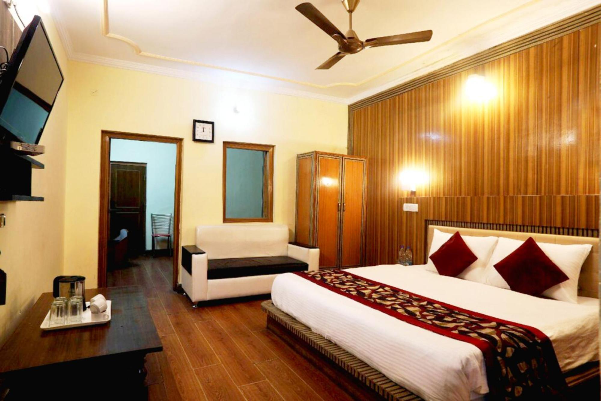 Goroomgo Moon Nainital Near Naini Lake - Parking & Lift Facilities -Hygiene And Spacious Room - Best Seller Exterior foto